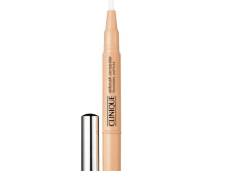 Clinique - Airbrush Concealer - Illuminates Perfects - Retouche Lumière Camouflant Perfection on Sale