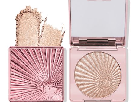 Highlight Compact  - Shimmer & Sparkle on Sale