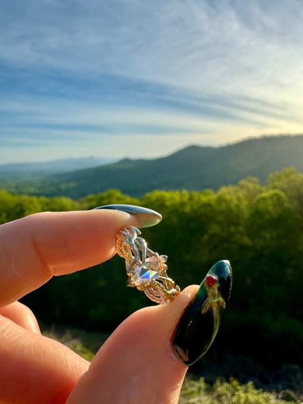 14k Moissanite Mirkwood on Sale