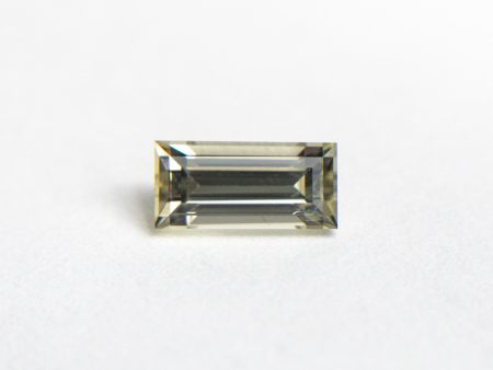 0.75ct 6.71x3.28x2.97mm Baguette Step Cut Sapphire 24172-01 Discount