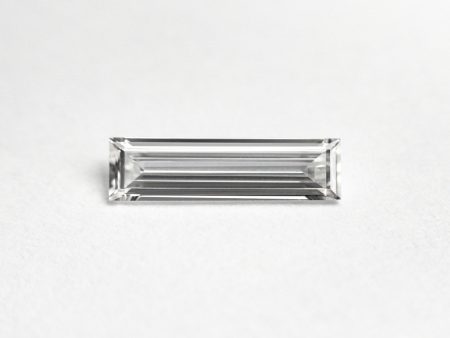 0.32ct 9.05x2.50x1.32mm VS2 E Baguette Step Cut 24701-06 on Sale