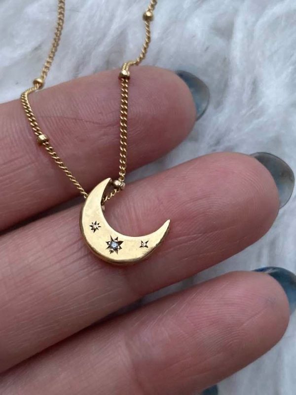 10k Engraved Crescent Moon Online