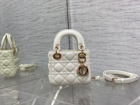 Envy Hold - Chanel Bags - 017 Online